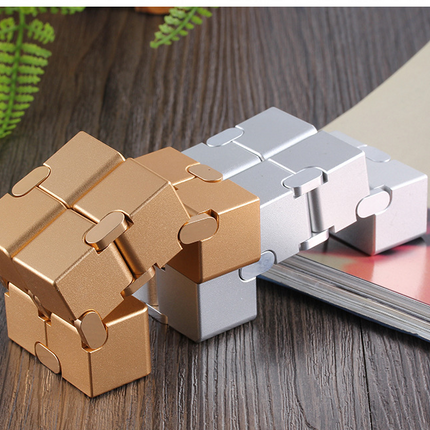 Infinity Cube – Metal Stress Relief Fidget Toy for Focus & Relaxation