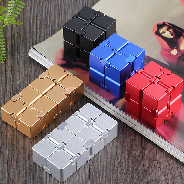 Infinity Cube – Metal Stress Relief Fidget Toy for Focus & Relaxation